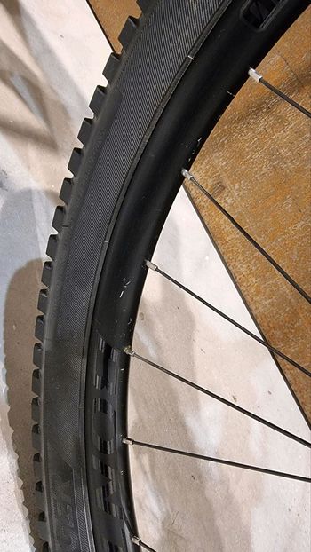 Used Trek Slash 8 2020 Mountainbike — image 7 of 13
