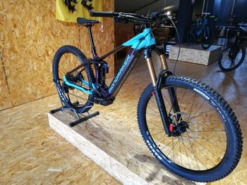 Used Mondraker LEVEL RR 2023 2023 Mountainbike, Purple, 29 — image 2 of 5