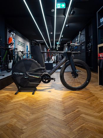 Used Specialized S-Works Shiv Disc 2019 Road & Gravel, Schwarz — image 4 of 5