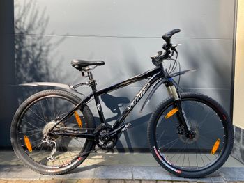 Used Specialized Rockhopper Pro 2009 Mountainbike, Black — image 1 of 7