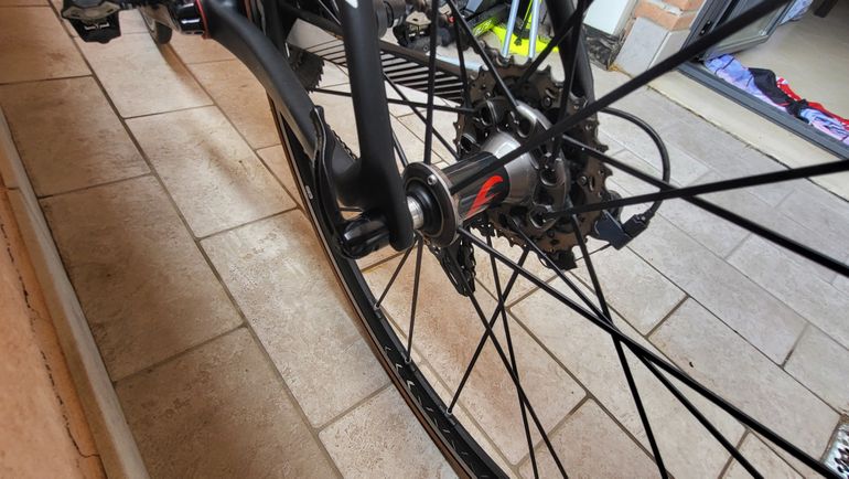 Brugt Merida Scultura 6000 ultra it telaio cf4 2020 Road & Gravel — billede 3 af 9