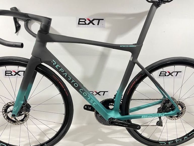 Brugt Bianchi Specialissima RC Durace Di2 2024 2024 Road & Gravel — billede 2 af 9