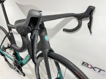 Brugt Bianchi Specialissima RC Durace Di2 2024 2024 Road & Gravel — billede 8 af 9