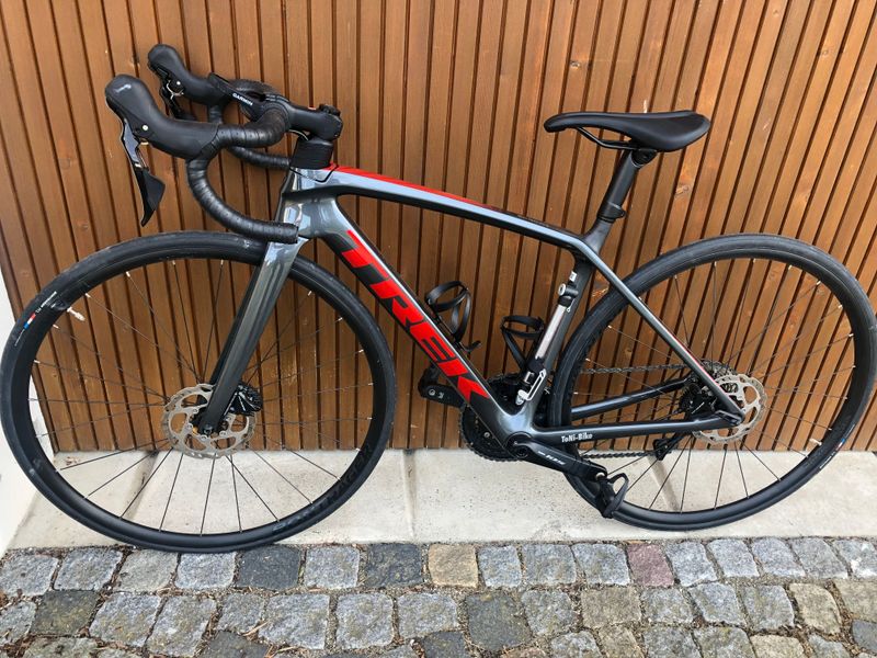 Used Trek Émonda SL 5 Disc 2022 2022 Road & Gravel