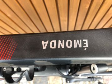 Brugt Trek Émonda SL 5 Disc 2022 2022 Road & Gravel — billede 2 af 11