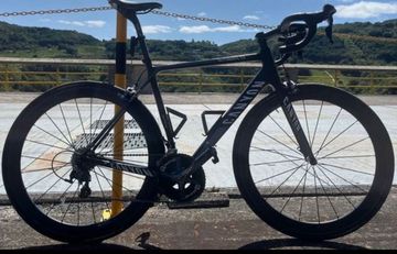 Used Canyon Ultimate CF SLX 8.0 2018 2018 Road & Gravel, Black — image 3 of 5