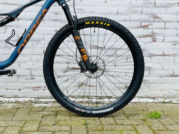 Tweedehands Orbea OIZ H30 2023 2023 Mountainbike — afbeelding 4 van 6