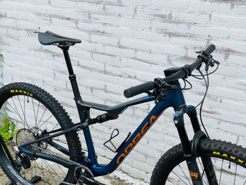 Tweedehands Orbea OIZ H30 2023 2023 Mountainbike — afbeelding 5 van 6