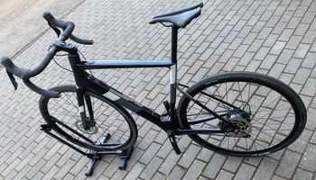 Used Cannondale SuperSix EVO Neo 3 2022 Road & Gravel — image 1 of 4