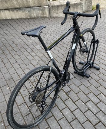 Used Cannondale SuperSix EVO Neo 3 2022 Road & Gravel — image 3 of 4