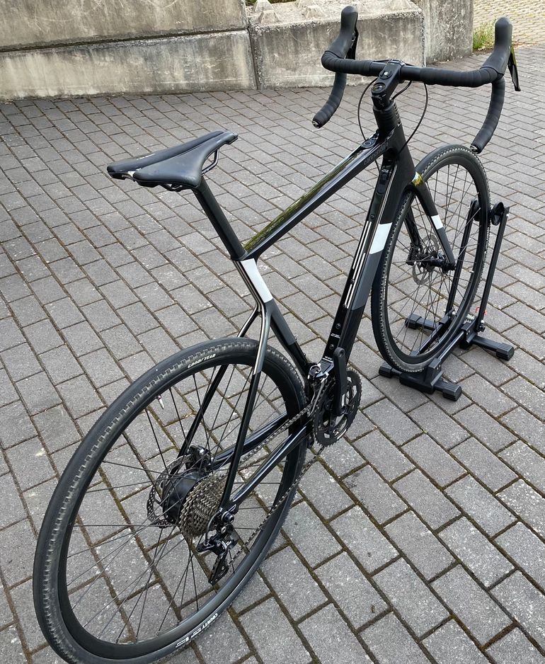 Used Cannondale SuperSix EVO Neo 3 2022 Road & Gravel — image 3 of 4