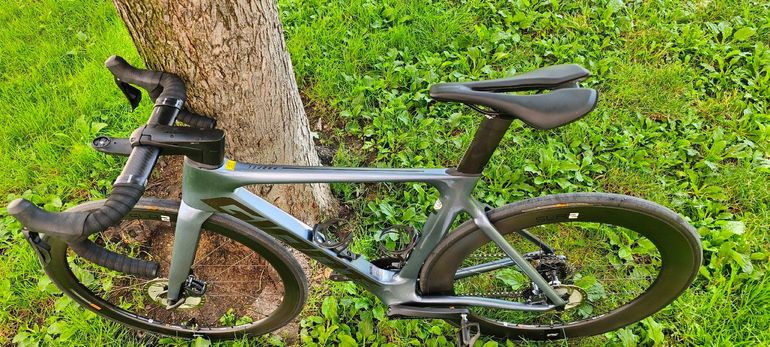 Used Giant Propel, Advanced Disc 1 2022 2022 Road & Gravel, Grigio chiaro — image 21 of 26