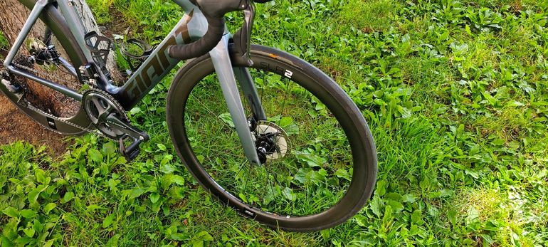 Used Giant Propel, Advanced Disc 1 2022 2022 Road & Gravel, Grigio chiaro — image 8 of 26