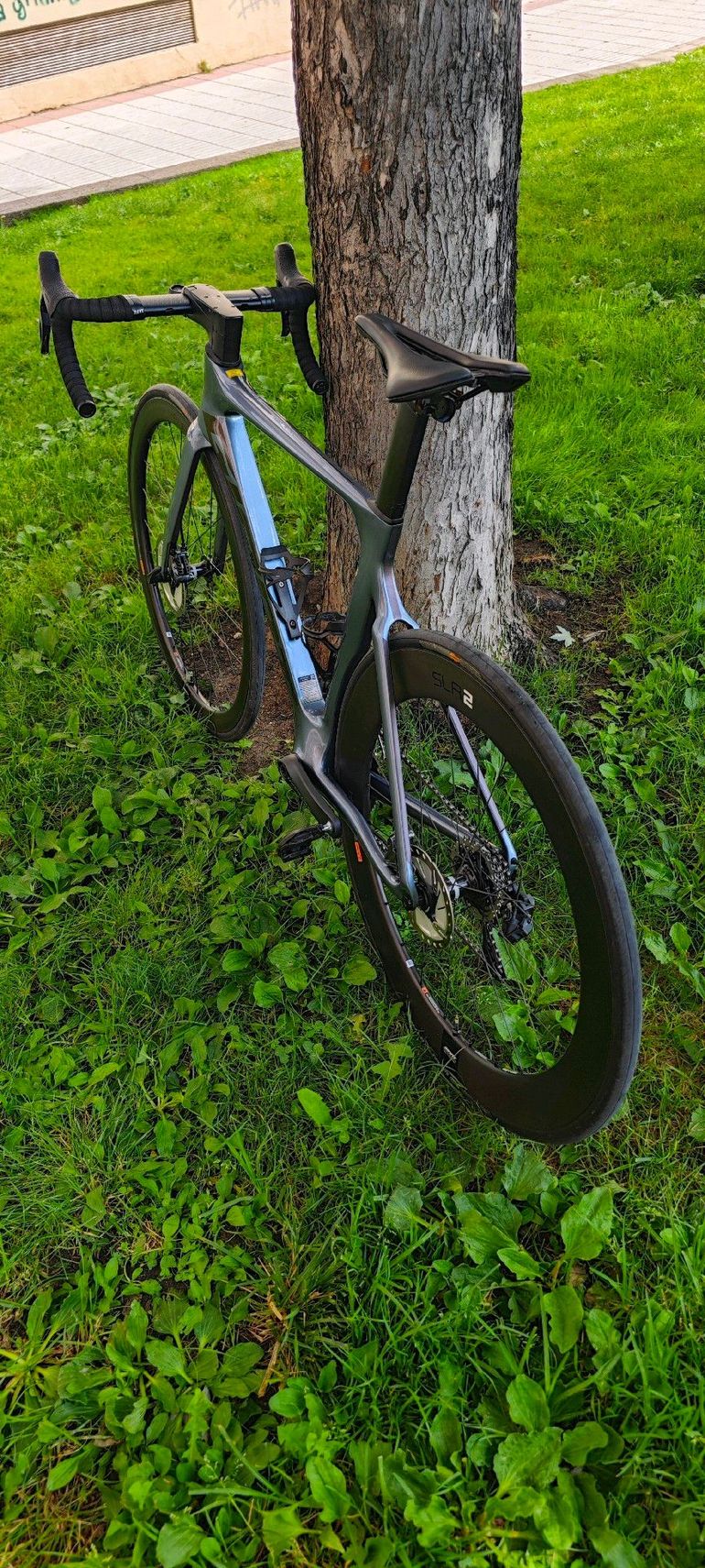 Used Giant Propel, Advanced Disc 1 2022 2022 Road & Gravel, Grigio chiaro — image 25 of 26