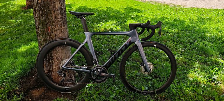 Used Giant Propel, Advanced Disc 1 2022 2022 Road & Gravel, Grigio chiaro — image 1 of 26