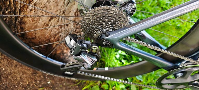Used Giant Propel, Advanced Disc 1 2022 2022 Road & Gravel, Grigio chiaro — image 3 of 26