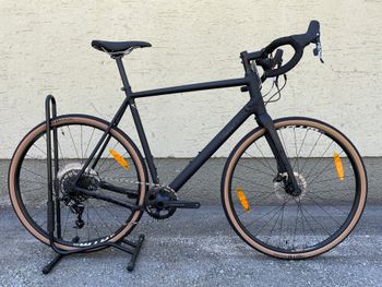 Used Vaast A/1 2022 Road & Gravel, Black — image 1 of 4