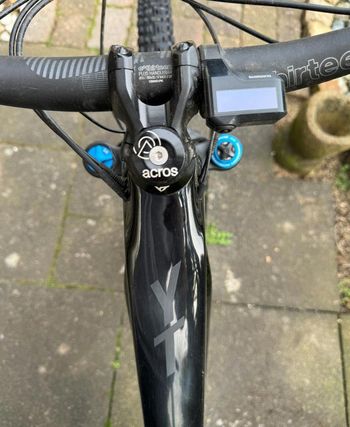 Used YT Industries Decoy Pro 29 2021 2021 Mountainbike, Black, 29 — image 4 of 9