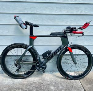 Giant - Trinity - Large with Dual power meter ($1322) & SLR1 wheels (~$1000), 2020