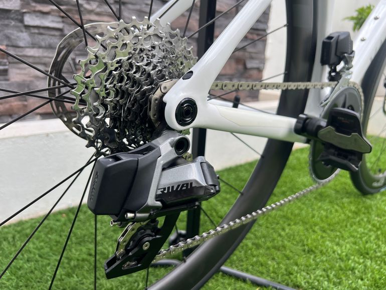 Used Van rysel RCR RIVAL 2023 Road & Gravel, Weiß — image 3 of 6