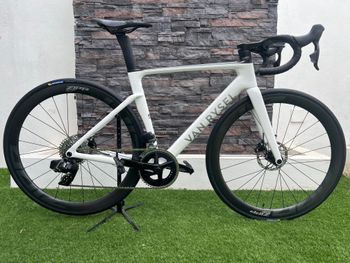 Used Van rysel RCR RIVAL 2023 Road & Gravel, Weiß — image 1 of 6