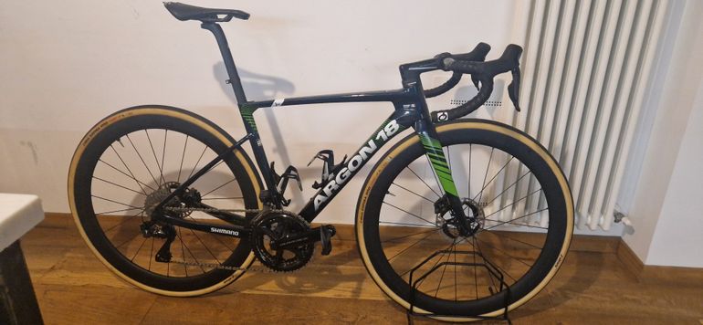 Argon 18 Sum Pro Shimano Dura-Ace Di2 2023 Road & Gravel d'occasion — image 2 sur 3