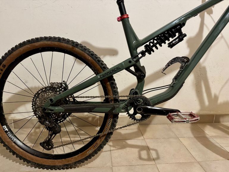 Used Commencal META SX 2023 2023 Mountainbike, Green, 29, 27.5 — image 8 of 8