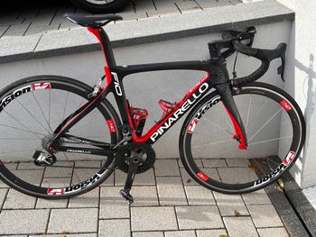 Pinarello - DOGMA F10, 2018