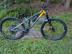 YT Industries - Izzo UNCAGED 11 29 2023, 2023