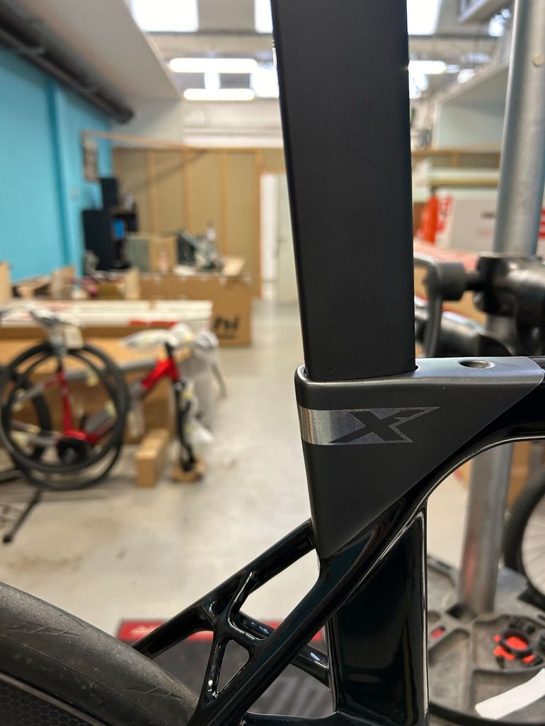 Used Pinarello DOGMA X DURA ACE Di2 2024 2024 Road & Gravel, Light Gray — image 3 of 8