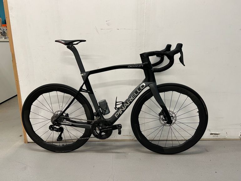 Used Pinarello DOGMA X DURA ACE Di2 2024 2024 Road & Gravel, Light Gray — image 8 of 8