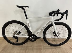 Colnago - V4Rs Disc Ultegra Di2 8100 w/Fulcrum Racing Wind 400 Wheels 2023, 2023