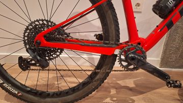 Brugt Trek Supercaliber 9.8 GX 2021 2021 Mountainbike — billede 2 af 4