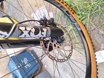 Focus JAM2 6.8 NINE 2021 2021 Mountainbike usato, Bianco — immagine 6 di 7