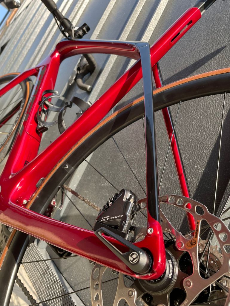 Used Trek Domane SL 6 Gen 3 2023 2023 Road & Gravel, Red — image 7 of 12