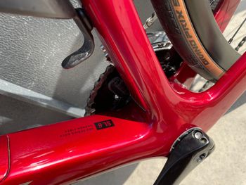 Used Trek Domane SL 6 Gen 3 2023 2023 Road & Gravel, Red — image 8 of 12