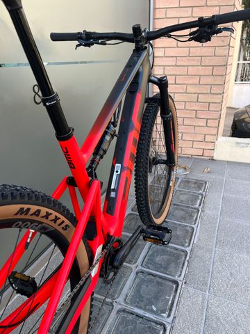 Used BMC Fourstroke AMP LT TWO 2023 2023 Mountainbike, Red, 29 — image 3 of 5