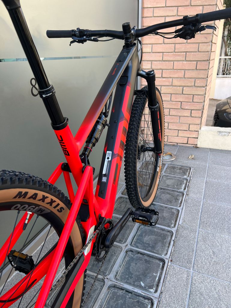 Použité BMC Fourstroke AMP LT TWO 2023 2023 Mountainbike — obrázek 3 z 5