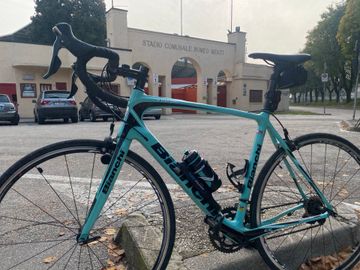 Używany Bianchi Intenso Ultegra Compact 2015 2015 Road & Gravel — zdjęcie 3 z 3