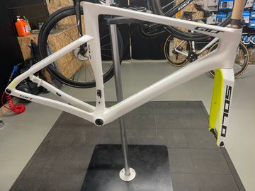 Custom Girs solo 2022 Road & Gravel usato