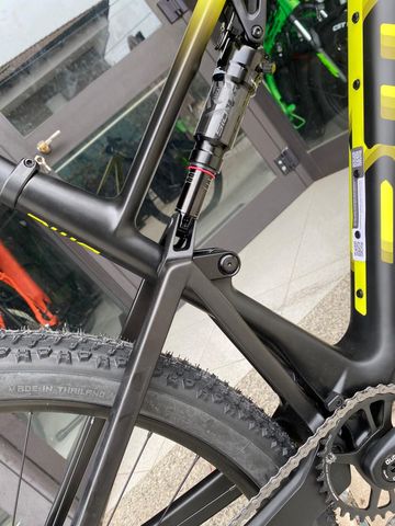 Used BMC Fourstroke FOUR 2024 2024 Mountainbike, Black, 29 — image 5 of 6