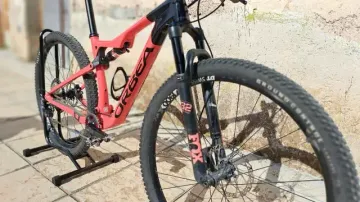 Orbea OIZ M30 2021 2021 Mountainbike usato, Rosso — immagine 4 di 8