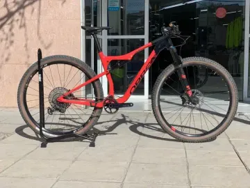 Orbea OIZ M30 2022 2022 Mountainbike d'occasion — image 1 sur 7