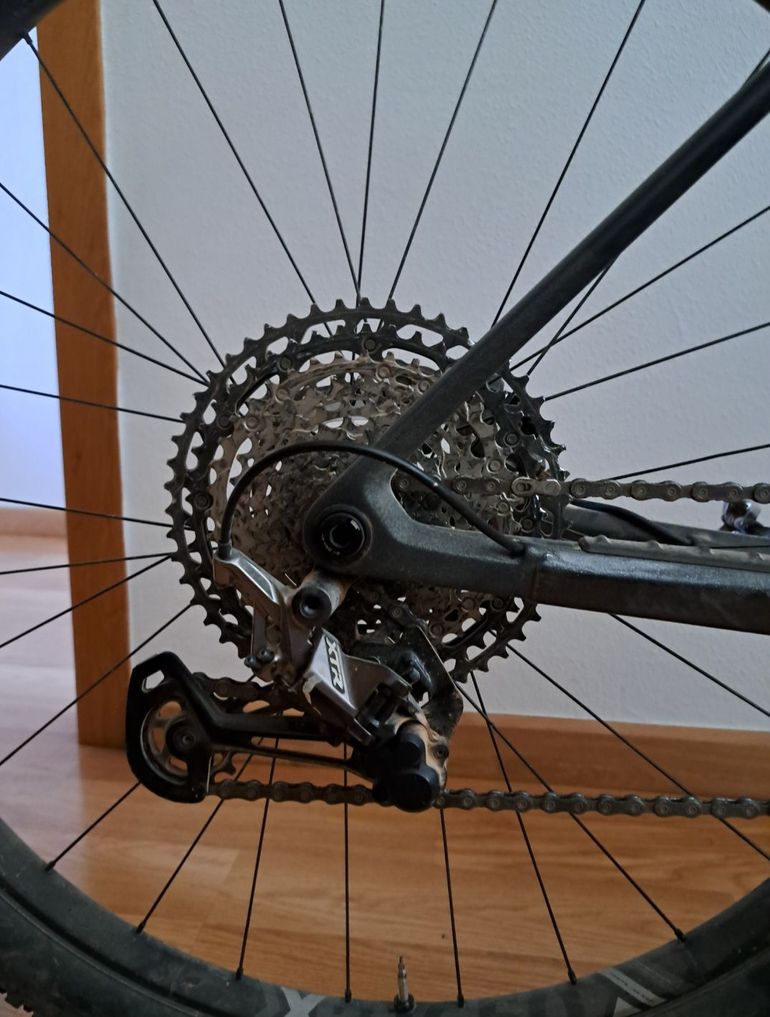 Used Orbea Alma 2023 Mountainbike, Black — image 3 of 5