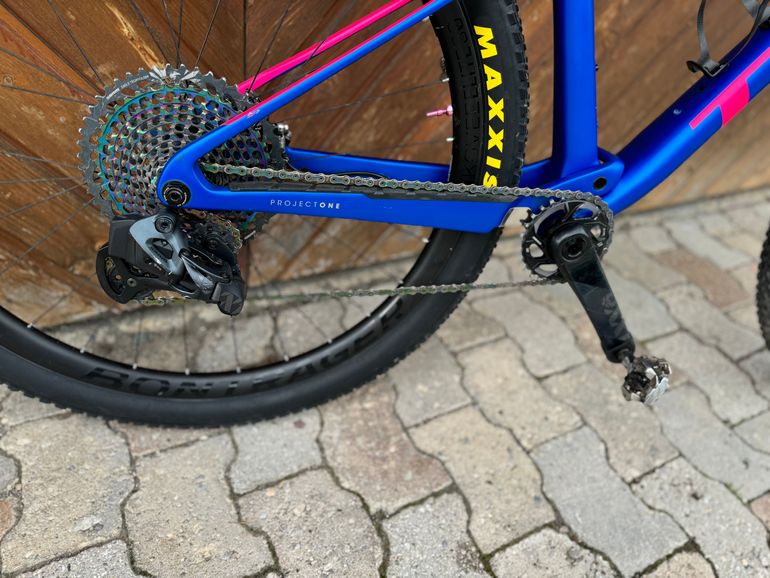 Used Trek Supercaliber 9.9 XX1 AXS 2022 2022 Mountainbike, Blue, 29 — image 9 of 9