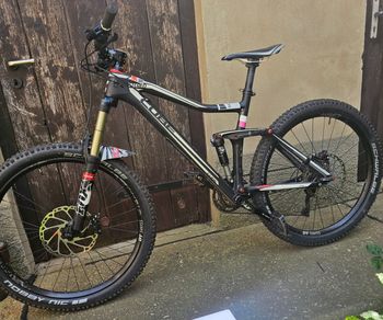 Gebrauchtes CUBE Stereo Super HPC Race 2013 Mountainbike, Schwarz — Bild 2 von 7