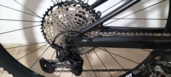 Used Canyon Lux cf7 2021 Mountainbike, Negro — image 3 of 6