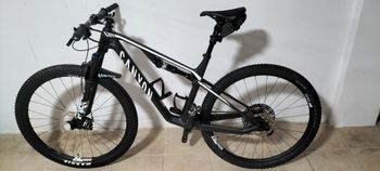 Used Canyon Lux cf7 2021 Mountainbike, Negro — image 2 of 6