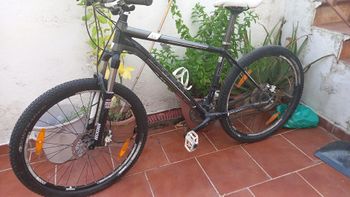 Trek - 8500 2012, 2012