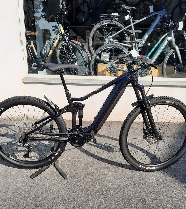 Použité Merida eONE-SIXTY 500 2023 2023 Mountainbike — obrázek 2 z 5